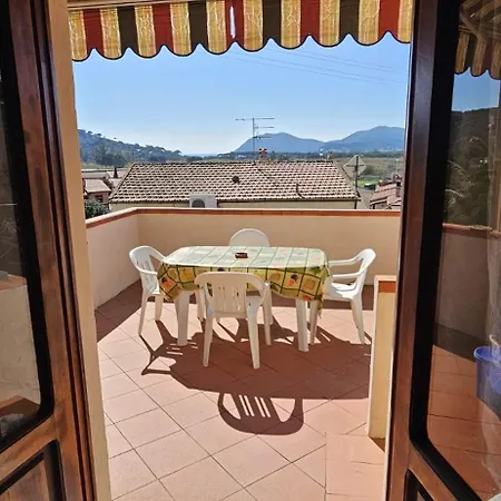 La Casina Di Celestino Apartment CAMPO NELL'ELBA
